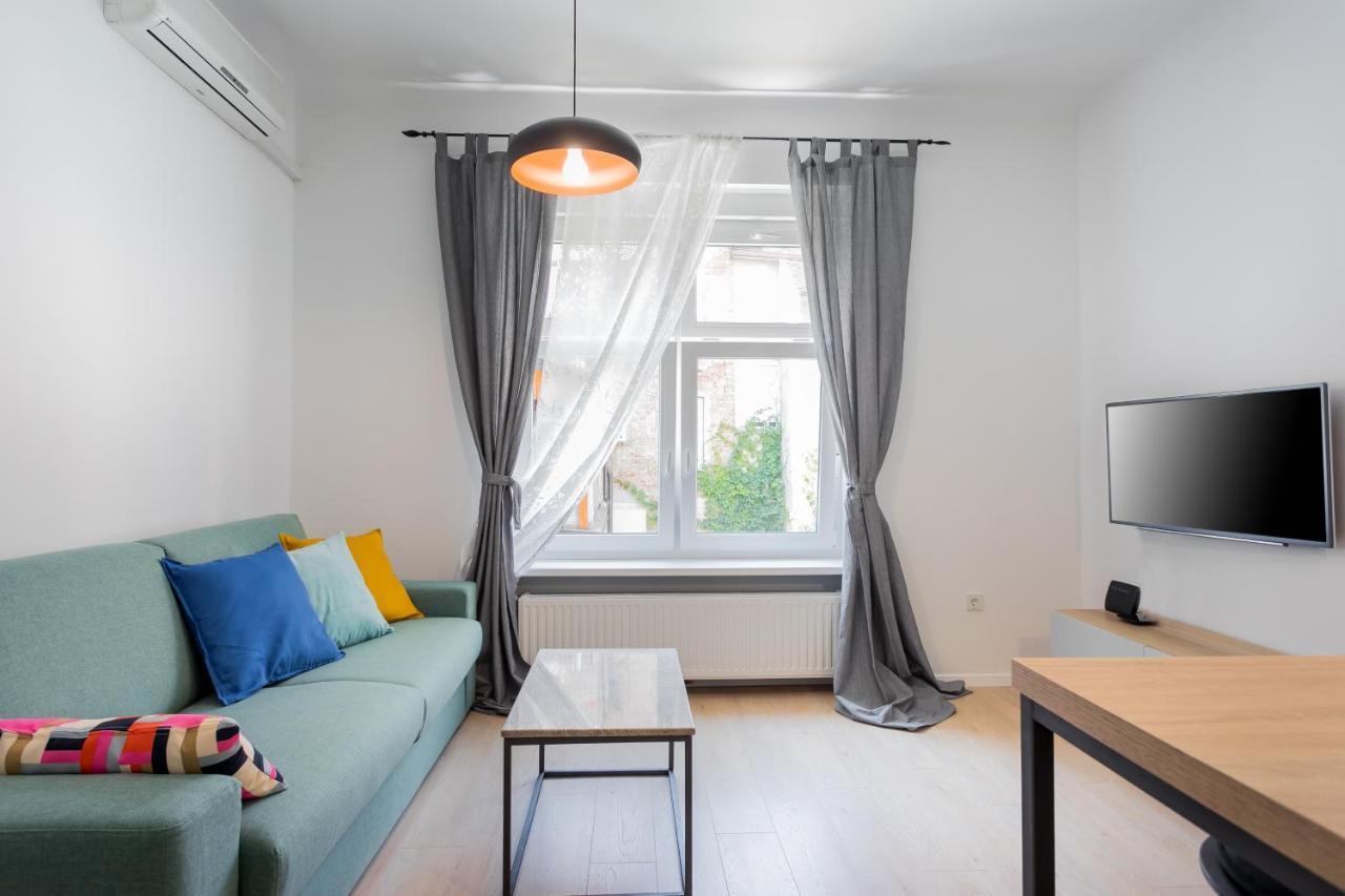 Go2Zagreb Chick Apartment Private Parking Available Esterno foto